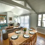 Oaks Villa