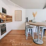 Oaks Villa *